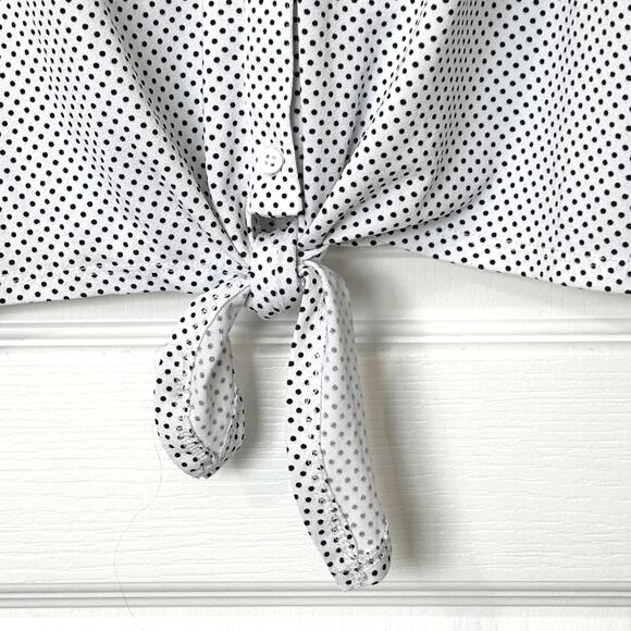 Adrianna Papell Wms XL White Black Dot Sleeveless Button Up Tie Front Blouse - Picture 7 of 10